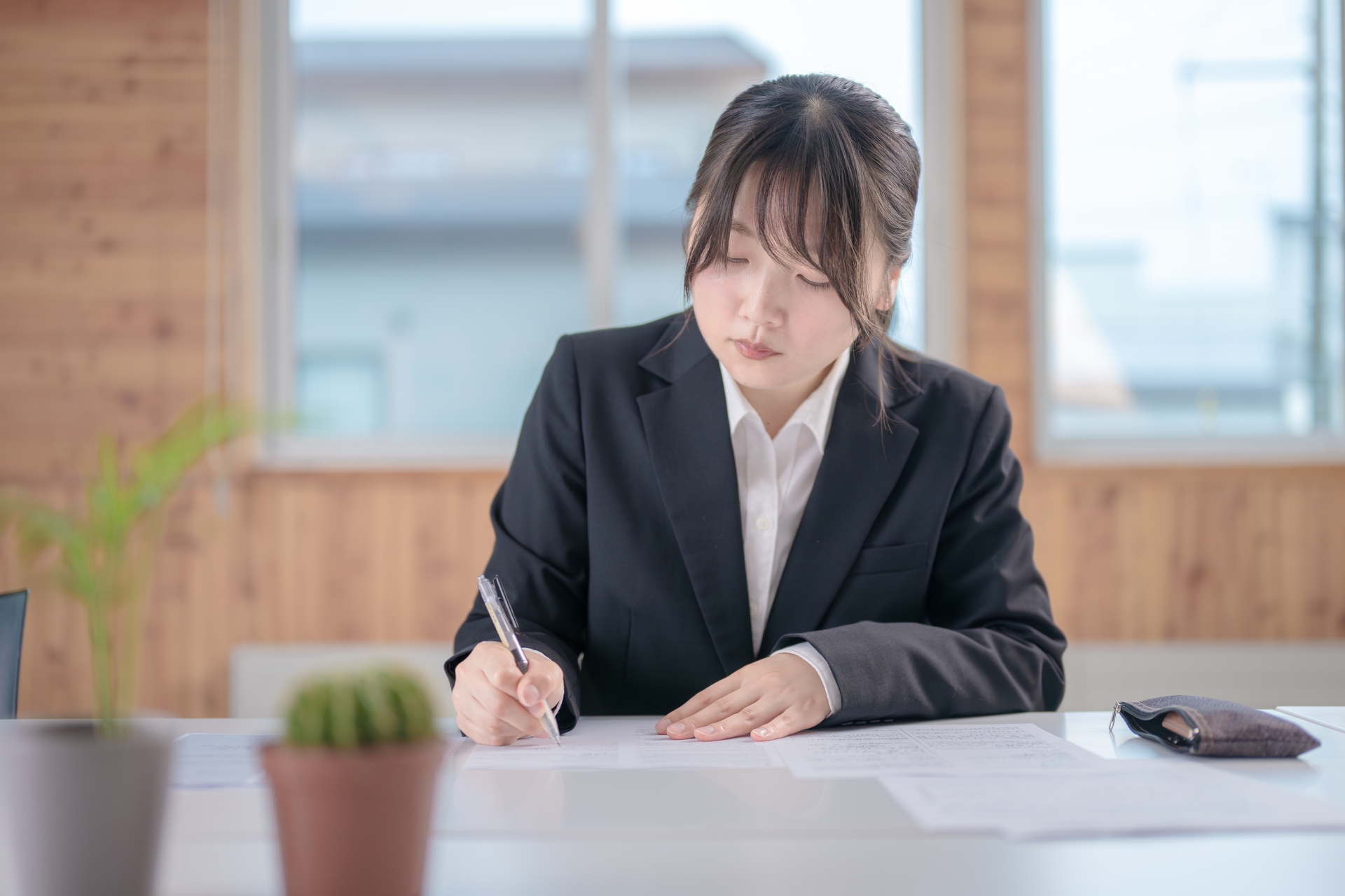 企業担当者が事前に確認すべき契約条件のイメージ画像